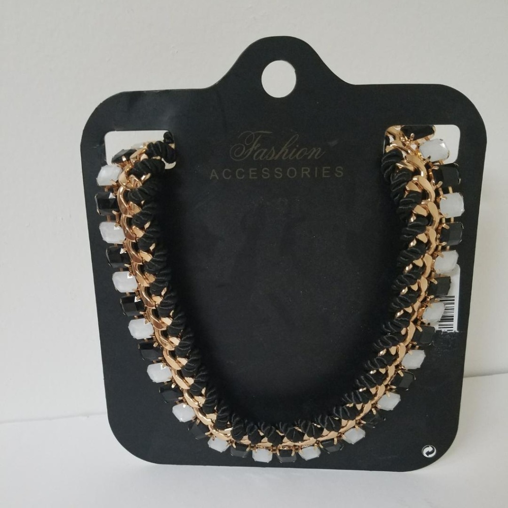 NECKLACE FASHION ACCESORIES